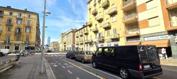 2 rooms Apartment in Turin, Italy No. 70112 15
