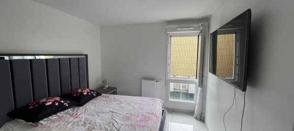 Квартира с 3 спальнями в Шампиньи-сюр-Марн, Франция № 179064 6