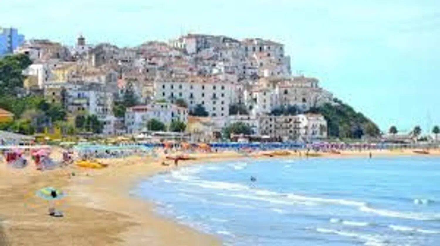 3 bedrooms Apartment in Rodi Garganico, Italy No. 401822