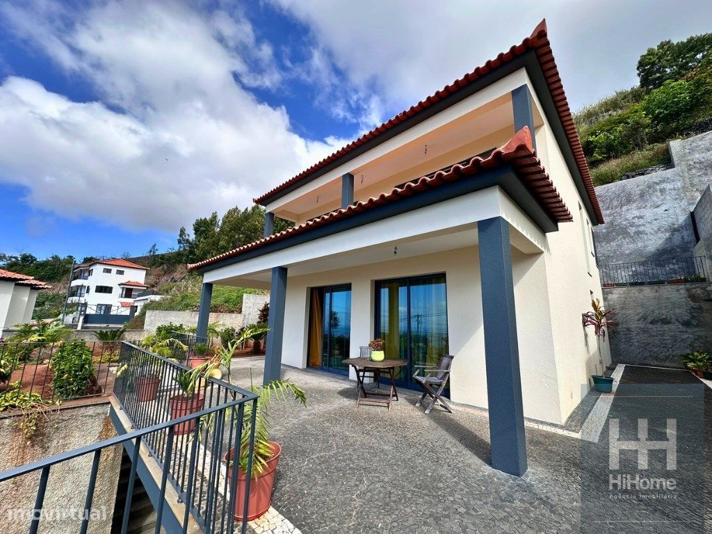 3 bedrooms House in Funchal, Portugal No. 206984