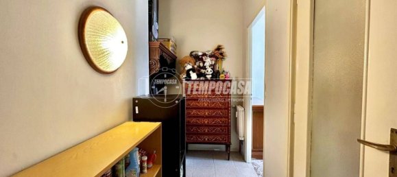 1 bedroom Apartment in Turin, Italy No. 350204 8