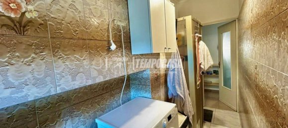 1 bedroom Apartment in Turin, Italy No. 350204 9