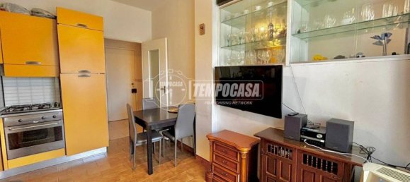 1 bedroom Apartment in Turin, Italy No. 350204 4