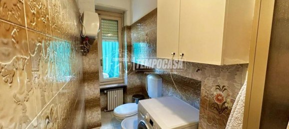 1 bedroom Apartment in Turin, Italy No. 350204 10