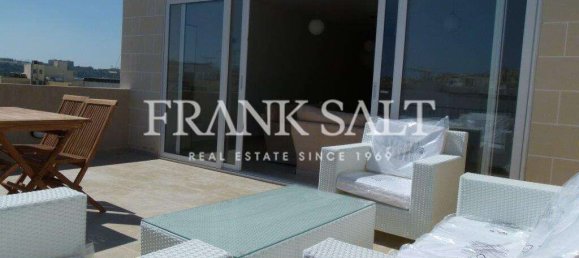 2 bedrooms Penthouse in Gzira, Malta No. 8741 3