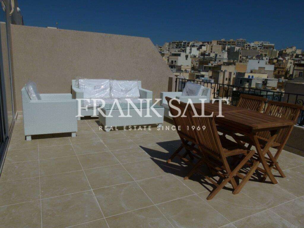 2 bedrooms Penthouse in Gzira, Malta No. 8741