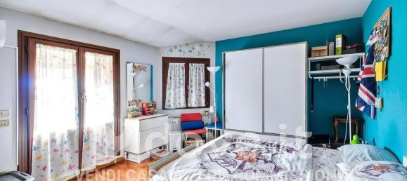 7-salle Villa à San Giorgio in Bosco, Italy No. 64021 22