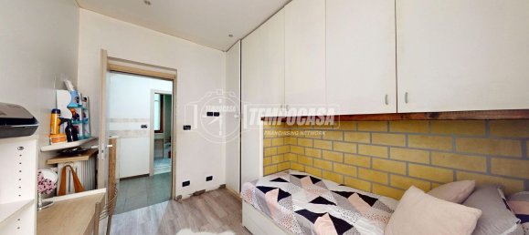 3 rooms Apartment in Turin, Italy No. 1836 16