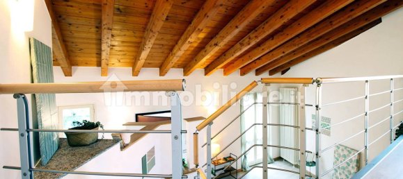 2 bedrooms Apartment in Montano Lucino, Italy No. 2627 8