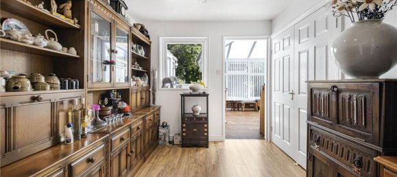 3 bedrooms Bungalow in Barnet, United Kingdom No. 6454 6