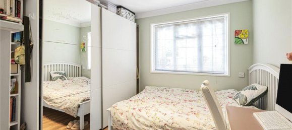 3 bedrooms Bungalow in Barnet, United Kingdom No. 6454 11