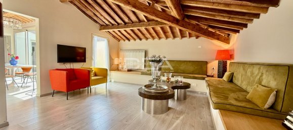 3 bedrooms Apartment in Lucca, Italy No. 329751 5