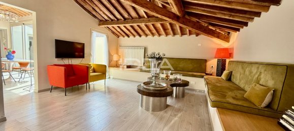 3 bedrooms Apartment in Lucca, Italy No. 329751 6
