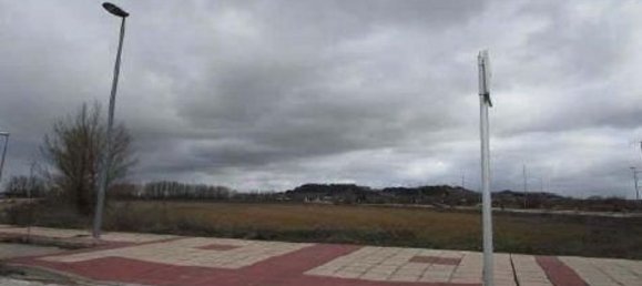 Grundstück in Villalbilla de Burgos, Spain 3287m², Nr. 19361 3