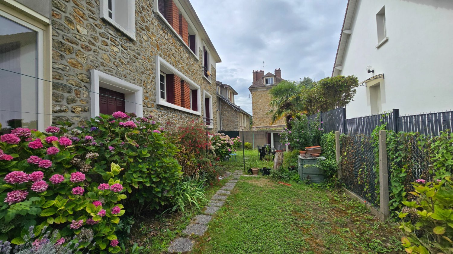 2 Schlafzimmer Wohnung in Athis-Mons, France, Nr. 299470