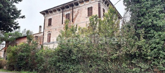 11 غرف نوم منزل في Colmurano, Italy رقم 85721 7