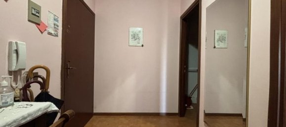 4 rooms Apartment in Soliera, Italy No. 231702 3