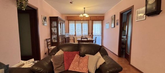 4 rooms Apartment in Soliera, Italy No. 231702 7