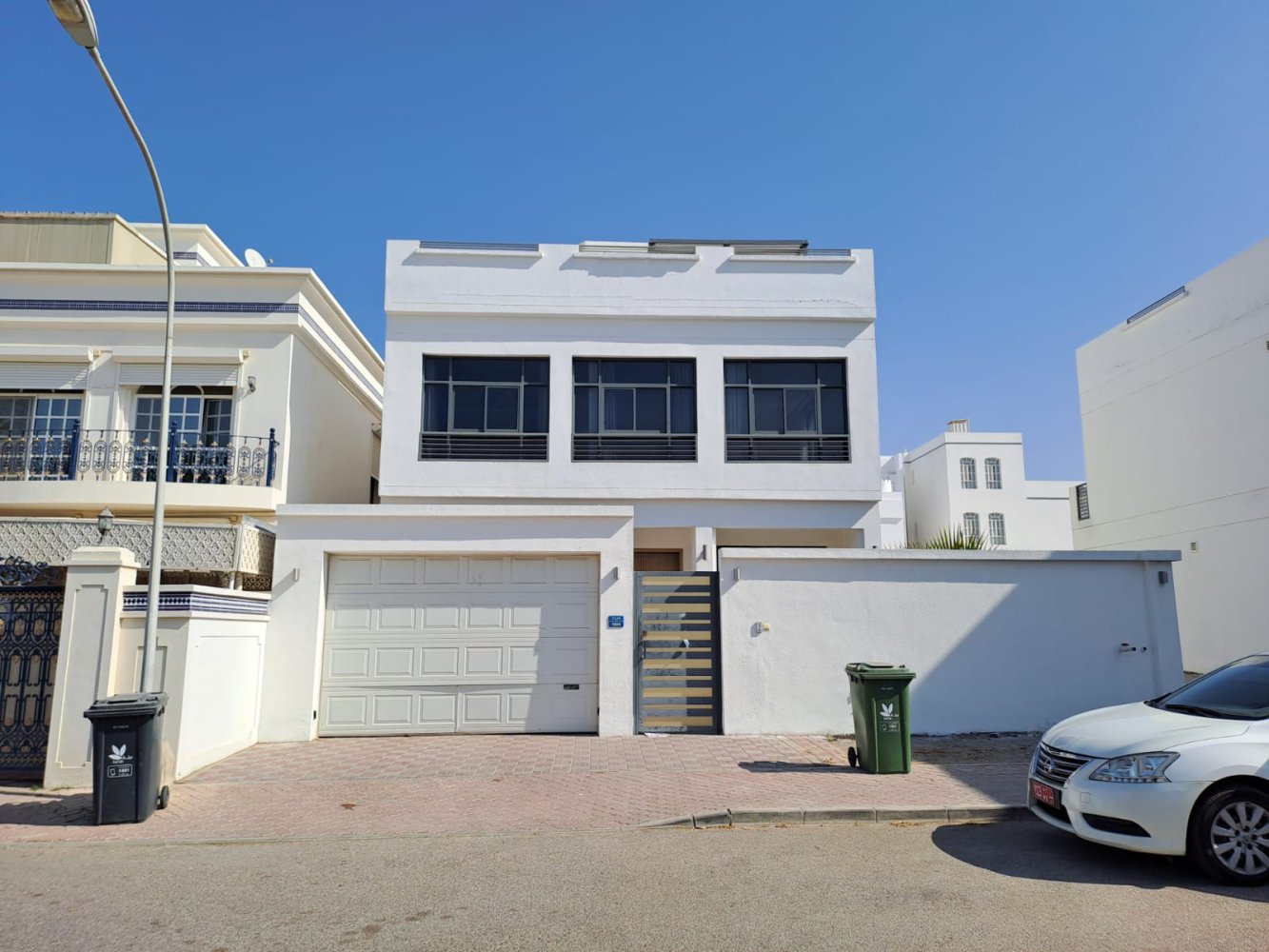 6 bedrooms Villa in Muscat, Oman No. 1053