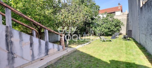 Casa de 4 dormitorios en Drancy, France No. 184248 9