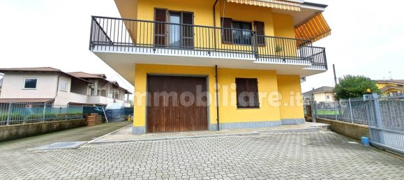 1 bedroom Apartment in Revello, Italy No. 175252 3
