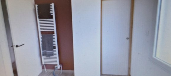 3 Schlafzimmer Haus in Meslay-du-Maine, France, Nr. 292780 4