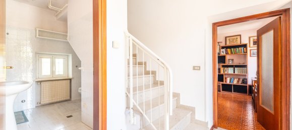 5 rooms House in Udine, Italy No. 78143 4