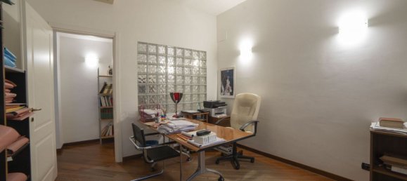 Офис 183м² в Генуя, Италия № 350832 4