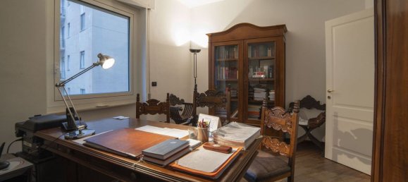 Офис 183м² в Генуя, Италия № 350832 10