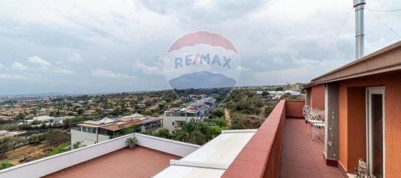 Квартира с 3 спальнями в Сан Джованни ла Пунта, Италия № 126872 28