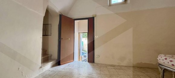 Studio in Bisceglie, Italy No. 33262 5