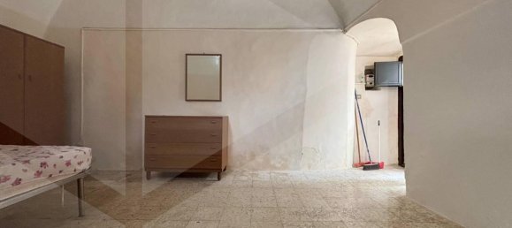 Studio in Bisceglie, Italy No. 33262 3
