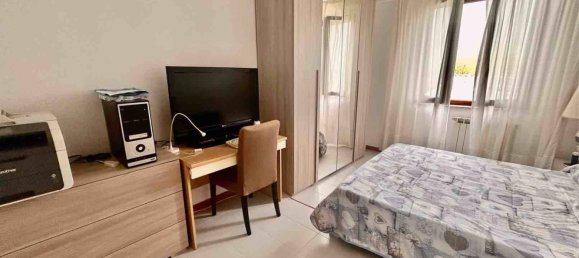 Casa de 6 habitaciónes en Licciana Nardi, Italy No. 221713 20