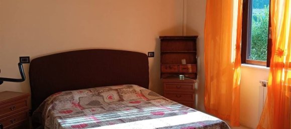 Casa de 6 habitaciónes en Licciana Nardi, Italy No. 221713 7