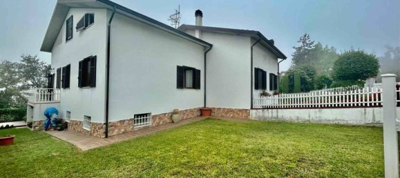 Casa de 6 habitaciónes en Licciana Nardi, Italy No. 221713 2