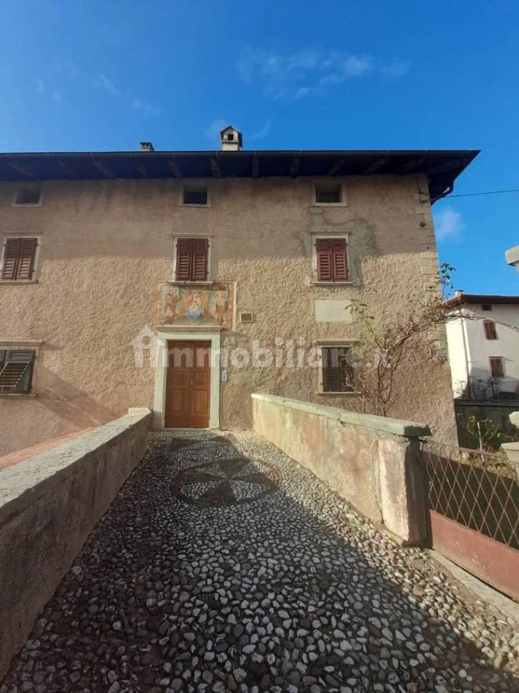 7 bedrooms Apartment in Predaia, Italy No. 323880