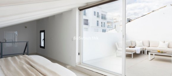 2 bedrooms Penthouse in Marbella, Spain No. 148732 19