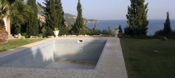 6 bedrooms Commercial property in Zakynthos, Greece No. 694 6