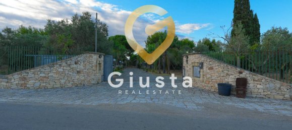 5 غرف نوم فيلا في Guagnano, Italy رقم 357599 5