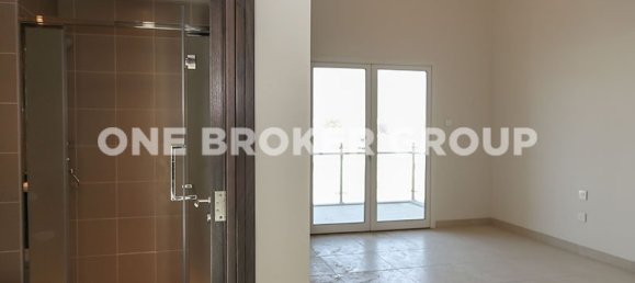 4 bedrooms Villa in Al Barsha, UAE No. 270 9