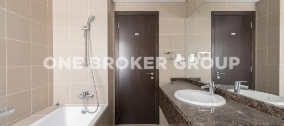 4 bedrooms Villa in Al Barsha, UAE No. 270 12