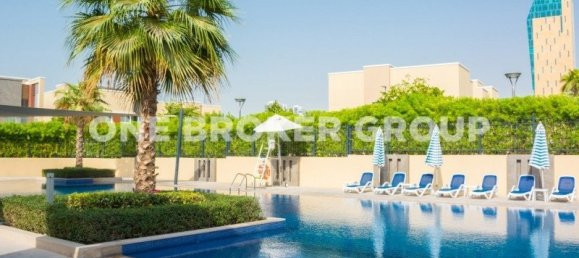 4 bedrooms Villa in Al Barsha, UAE No. 270 14