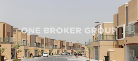 4 bedrooms Villa in Al Barsha, UAE No. 270 13