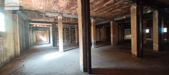 1281m² Commercial property in Malaga, Spain No. 179672 11