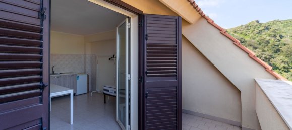 Apartamento de 2 habitaciónes en Letojanni, Italy No. 157987 18