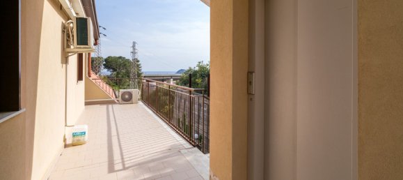 Apartamento de 2 habitaciónes en Letojanni, Italy No. 157987 34