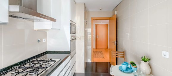 1 bedroom Apartment in Lisbon, Portugal No. 106553 7