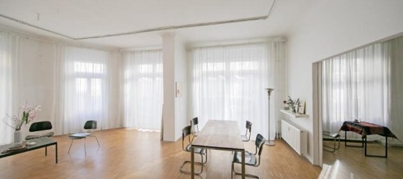 Коммерческая недвижимость с 5 спальнями в Пренцлауэр-Берг, Германия № 92001 12