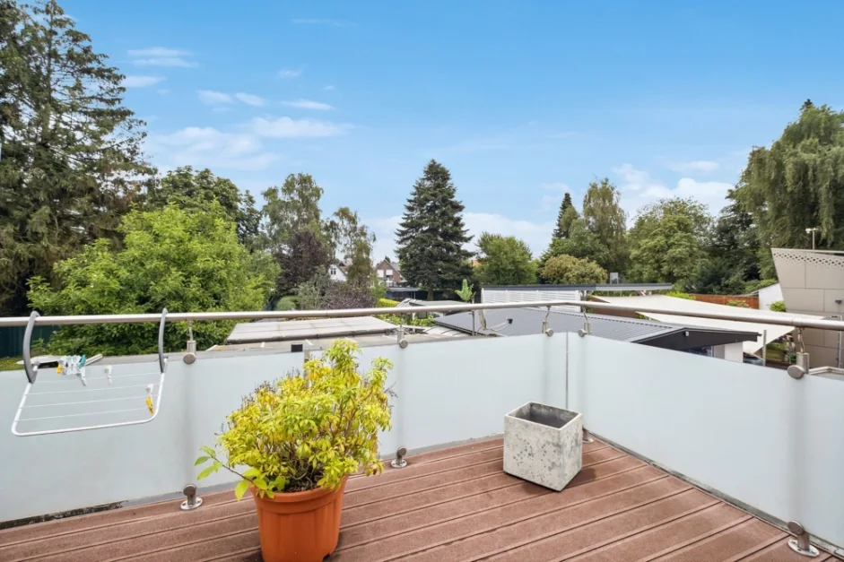 Casa de 3 dormitorios en Altona, Germany No. 56427