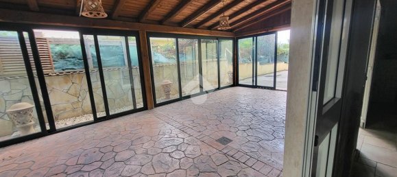 140m² Commercial property in Pomezia, Italy No. 225593 34